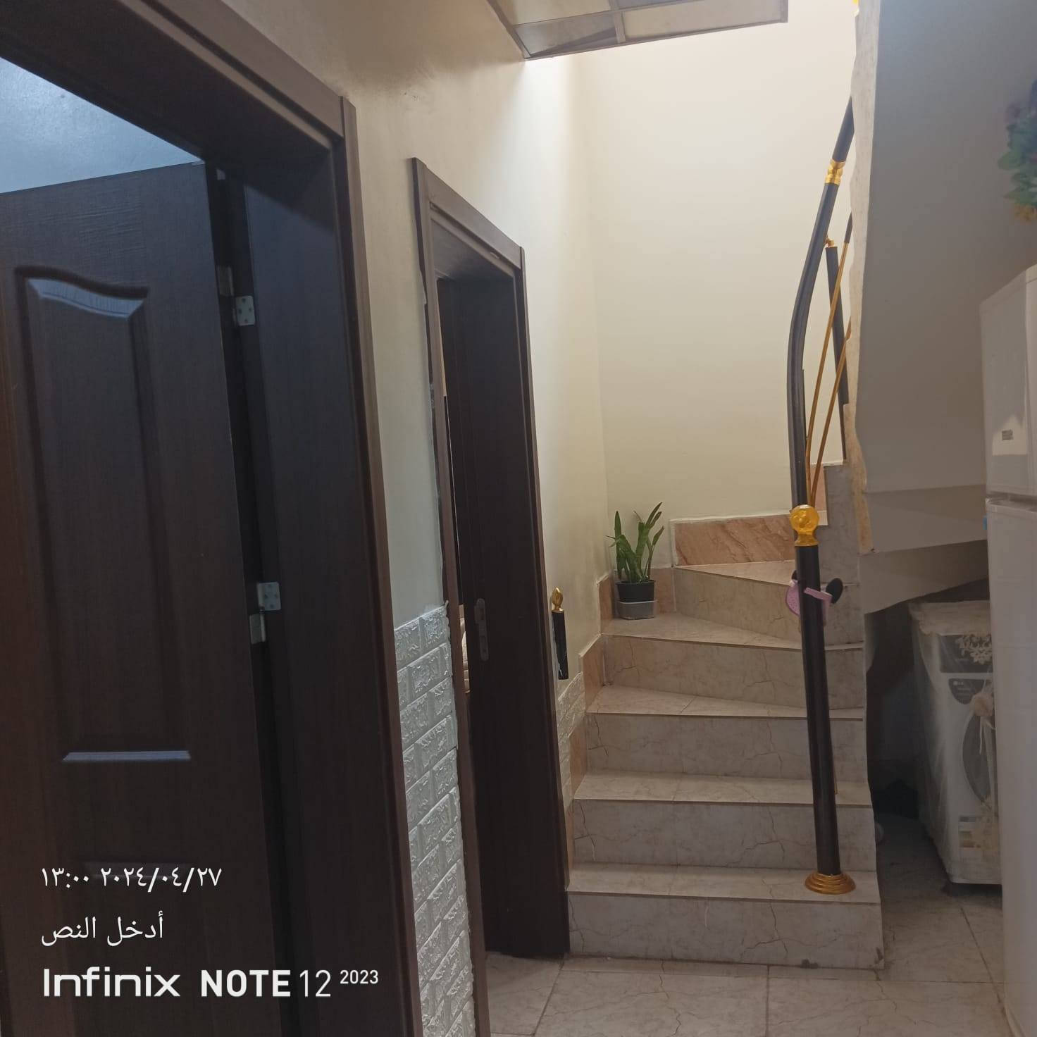 🌹دار طابوا
 للبيع بناء حديث🌹
طابقين 💮المحتويات💮
الطابق الأول غرفة نوم ومطبخ واستقبال وهول وصحيات داخليه وخارجيه وكراج
الطابق الثاني ///غرفة نوم عدد ٣وهول وصحيات
____--------------------------)))) - - -
المساحه( ١٠٠متر مربع))
الواجه (١٠)متر
موقع الدار :_كركوك منطقة ال55 بالقرب من مجمع المدارس وشارع الكوسترات
السعر //١٠٦.مليون
نوع العقار (طابوا ماك صرف)


**إذا كنت صاحب هذا الإعلان وتريد حذفه لأي سبب، رجاءا أرسل رسالة إلى الدعم الفني**