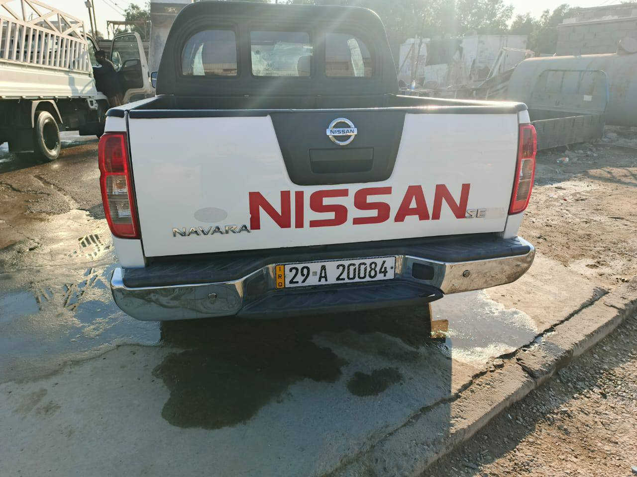 السلام عليكم نيسان نيفارة السياره مجفته جديد موديل 2012 السيارة بأسمي عليها تخم تاير جديد والسياره نضيفة ما ناقصها كلشي
بيها فقط طخة بالباب الخلف الصدر مكان السياره بغداد الامين ( السعر ) 130 
للاستفسار : ***********
