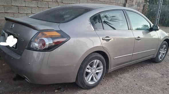 السلام عليكم نيسان التما موديل 2012 خليجية  رقم سليمانية باسمي السيارة فول ماعدة لفتحة سيارة مكفولة كفالة عامة مابيهة قطرت صبغ  كير ومحرك خير من الله شرط الفحص والسونار 
مكاني ديالى المقدادية شهربان 
السعر 119وبيهة مجال 
***********
الخاص ماجاوب اعتذر
