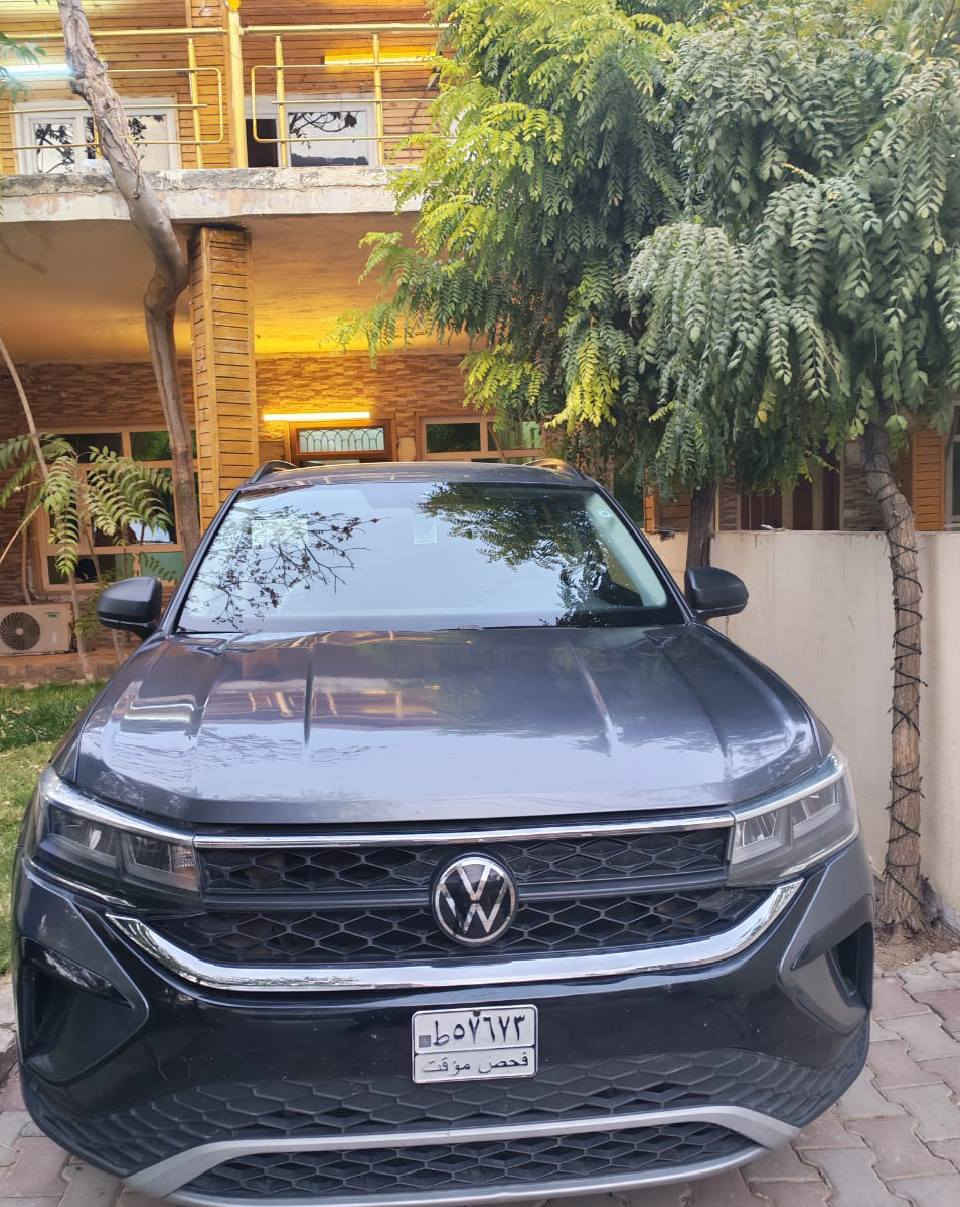 السلام عليكم
فولكس فاجن تاوس موديل2024

محرك 4 سلندر 1500تيربو

السيارة ماشية 36ميل 

الضرر بنيد معدل نصة ومصبوغ والجاملغ معدل واحد ومصبوغ نصة

السعر على الخاص او الاتصال على الرقم. 

***********
