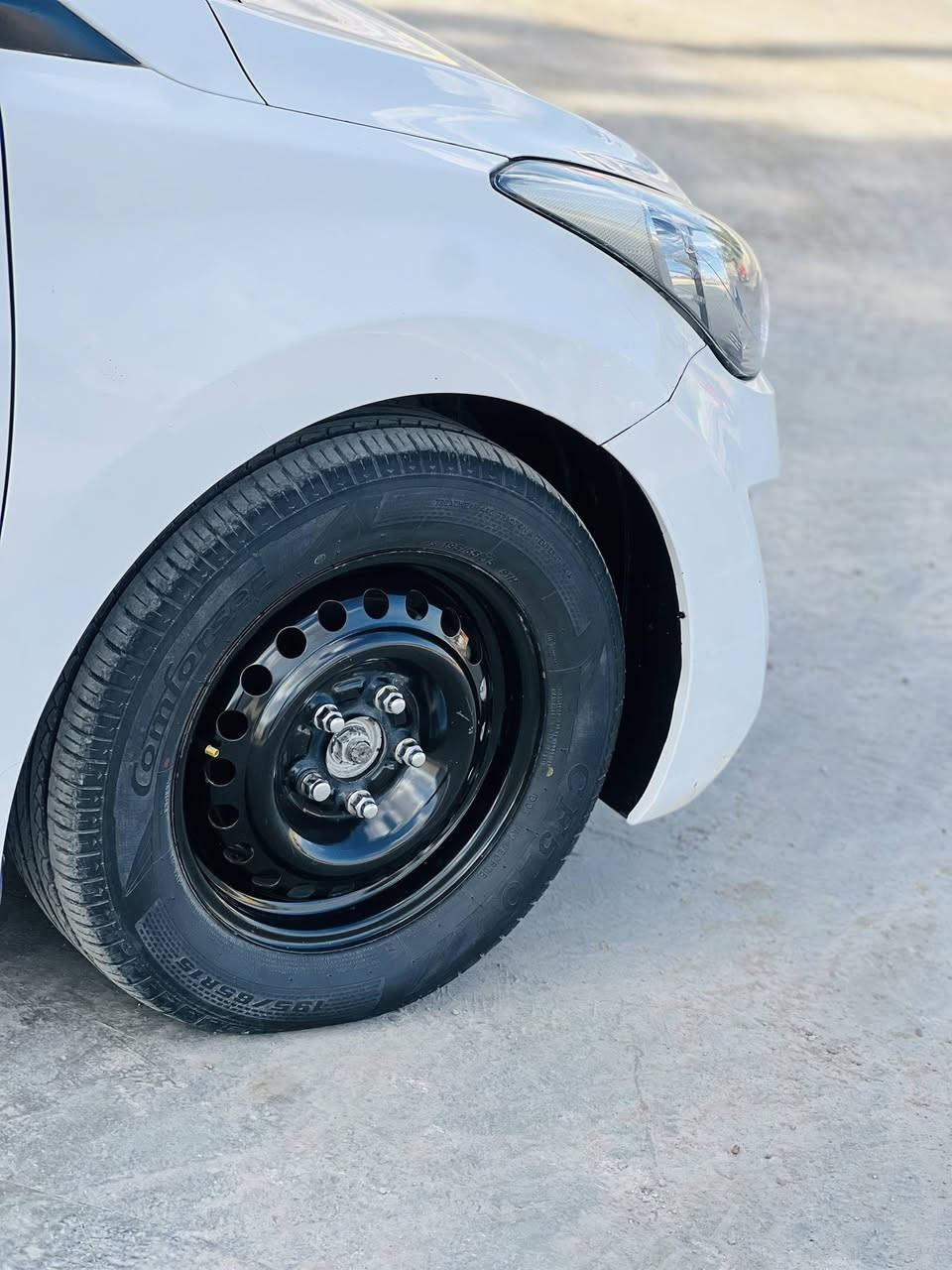 سلام عليكم
للبيع النترا 2014 وارد خليجي رقم اربيل الجديد تحويل ثاني يوم  سنوية وهزه جدد
فول مواصفات 
مكفولة كفالة عامة من كلشي 
ماشيه 132الف كيلو حقيقي ع فحص 
فتحه سلايت / تحكم استرين /
اشاير بالمري  /  شاشه وكامرة 
داخل صاج اصلي تخم تاير 
مكينه 1800 دوش 
ملاحظة السيارة بيه صبغ بل بنيد بل بداية 
وهلال خلفي مكفولة من التبديل ولدواخل سيارة جاهزة ترايك وين متريد 

مكان السيارة بغداد 

السعر:  113 وبيه مجال بسيط 
***********
