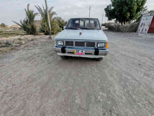 سلام عليكم للبيع بيكم نيسان موديل 91 محرك مكفول رقم 17 اكليزي سياره حلوه و جاهزه مكان سياره البصره الدير سعر سياره38 و بيه مجال رقم ***********
