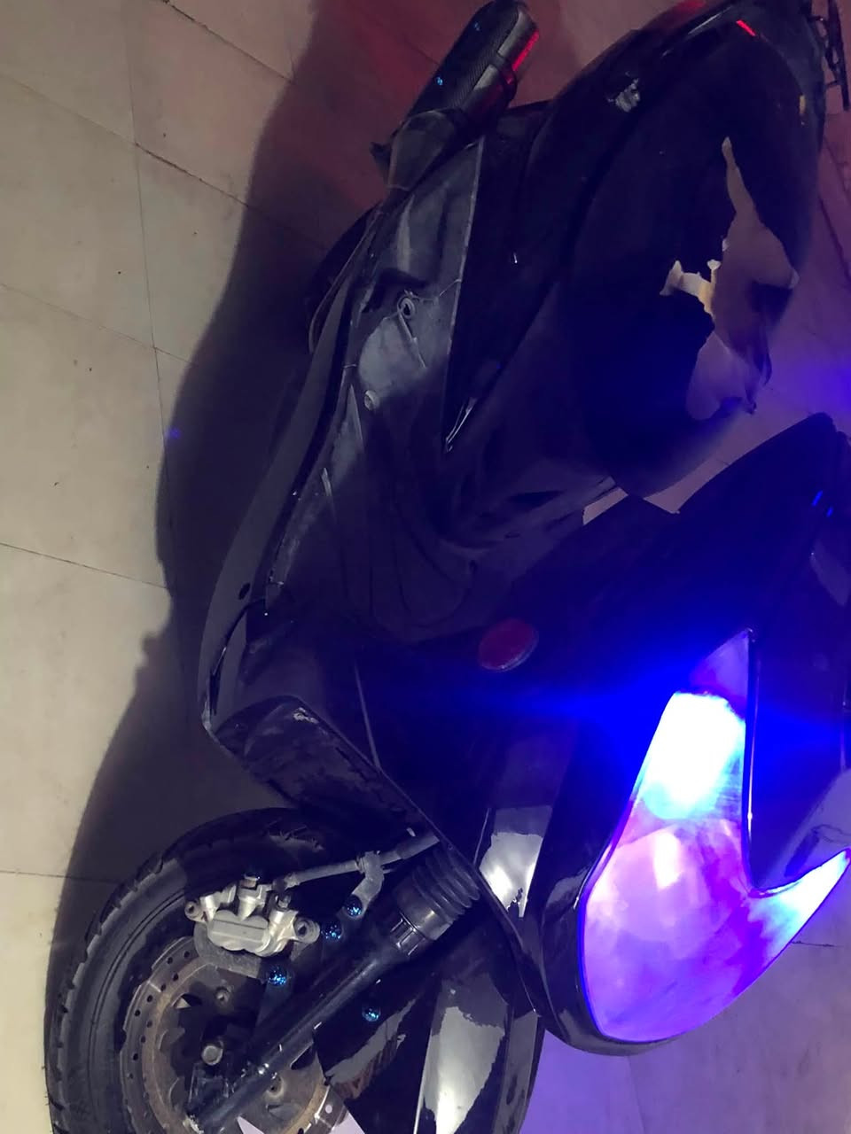 سكنز فحل للبيع  دراجه مكفوله بس كفراته تجاري
سعر ٨٠٠
رقم ***********
