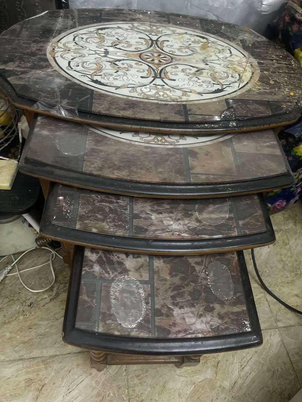 غراض منزليه للبيع وبسعر مناسب
سعر المايكرويف 35 الف شغال وما داخل تصليح وما بي نقص وماركه نوال 
مكنسه كهرباء سعرها 25 الف 
طبلات فقط جامه الكبيره مكسوره سعرهم 40 الف خشب ثكيل وصاج 
ثلاجه ما اعرف العطل اللي بيها سعرها 30 الف الغساله مكسوره الجامه مالتها الفوك بس شغاله ما بيها شي ما مأثر وبالتنشيف يعلى صوتها سعرها 70 الف


**إذا كنت صاحب هذا الإعلان وتريد حذفه لأي سبب، رجاءا أرسل رسالة إلى الدعم الفني**
