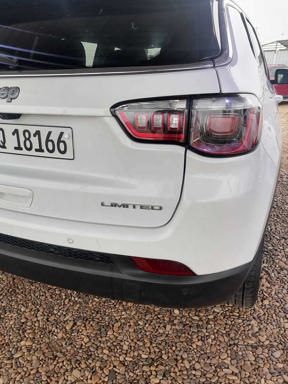 جيب كومباس موديل 24 مكينه 200 تيربو فئه 4×4 لمتت واحد على واحد بدون تبديل صبغ لبنيد فقط  كشنات جلد ويل كروم جنطه كهربائيه اشاير بلمري شاشه تاب مرقم اربيل تريد وكاله تريد تحويل بأسمي العنوان ميسان التفاصيل اكثر اتصل ***********
