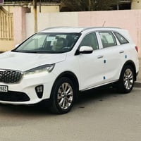 البيع سورنتو2018خليجي شكل 20   شرط  ماشيه 57 وفحص على جهاز   رقم سليما...