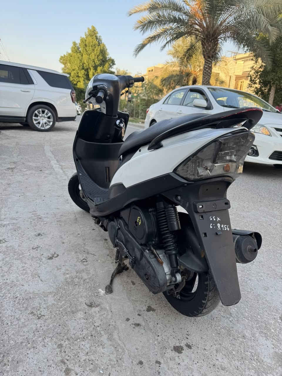 ماكس عدله نازله من الرمبه صارله شهر ونص الدراجه برغي ممبدل بيه مكفوله كفاله عامه شلعه ومعدل الدراجه اخذته بمليون و150 (سعره ٩٣٠) بيه مجال بسيط حك الجيه مو شراي لتتصل وتكسر بدراجه   رقم الهاتف ***********
