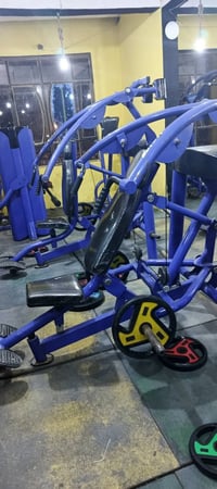 عيوني عندي اجهزه للبيع او مراوس شركه هوست تقليد امريكي التواصل عله هاي...