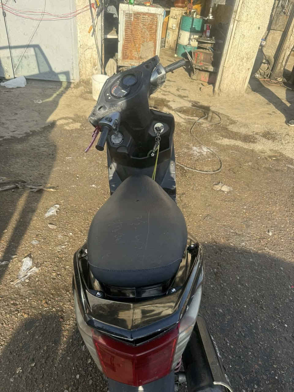 سكنس فحل لل بيع دراجه خير من الله شلعه معدل ما ملعوب بيها دراجه كت مفتوحا لا تنقيص لا تبخير دراجه بيها نواقص بس ما توكفك السعر ٥٥٠ او بيها مجال مكاني  بغداد الا علاوي الدراجه اوراقها ضاعت بيدي اكفلها الك قانون او عشاير او اسوي الك مكاتبه


**إذا كنت صاحب هذا الإعلان وتريد حذفه لأي سبب، رجاءا أرسل رسالة إلى الدعم الفني**