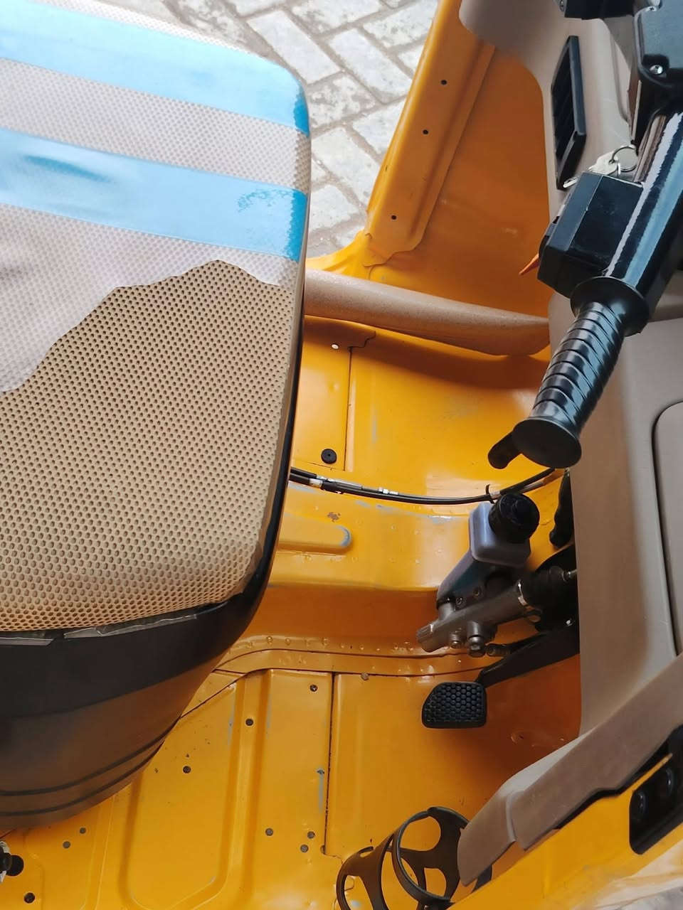 عليكم تكتك للبيع موديل 2022 مكفوله كفاله عام السعر ٤ملاين مكاني بغداد متواجد رقم هاتف فقط لحد يراسلني ماسنجر لان مشغول  الرقم ***********
