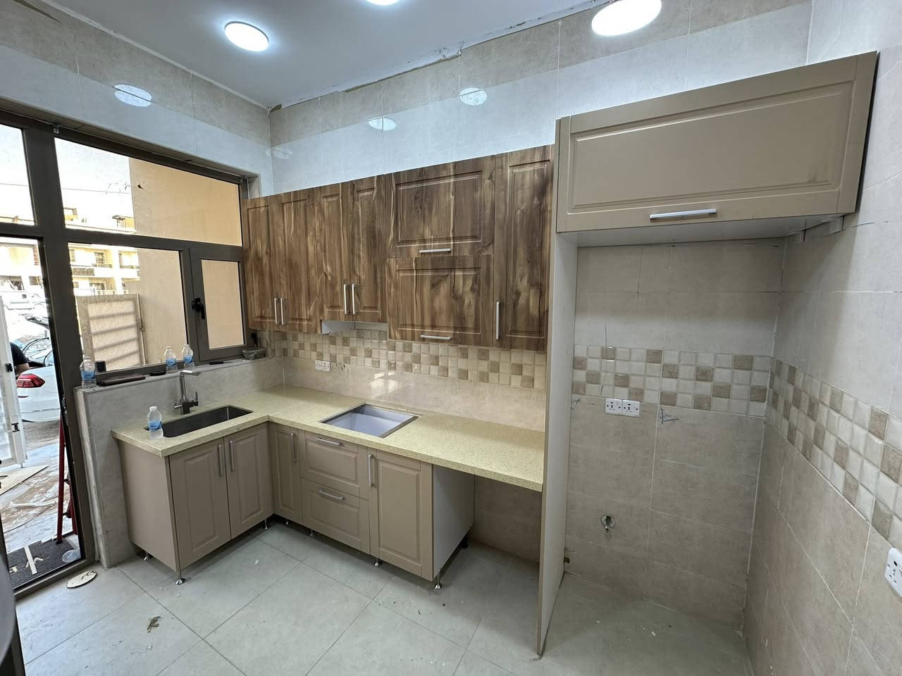 مرحباً بكم في شركة المطبخ الابيض
تسعدنا زيارتكم زبائننا الكرام في موقعنا حي دجلة مجاور اسواق اميرة 
نقدم لكم عروض السنة الجديدة 
مع هداية 
يتميز بها مطبخكم 
اجود انواع الخشب من ال MDF 
HDF 
يتوفر لدينا الوان (صبغ سيارات) حراري مع الوان الاكرلك الاسباني بكل الخامات 
العروض مستمره الى نهاية شهر  الواحد 
اهلاً وسهلاً بكم من الساعة ١٠ صباحاً الى ال١٠ مسائاً 
للاستفسار تواصلو مع الصفحة او الاتصال على الارقام التالية 
*********** 
***********
