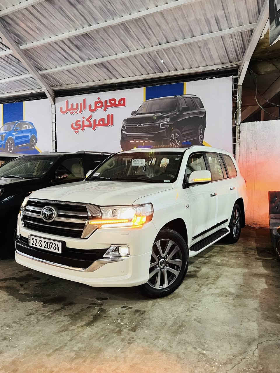 السلام عليكم خوان للبيع الاندكروز موديل 2019
السياره GXRفول مواصفات 5.7
يعني فول فول 
السياره ماشيه 97الف حقيقي 
السياره رقم أربيل تحويل ثاني يوم 
السياره كفاله عامه بس بيها ملاحضه بسيطه جوه بل بك  لايك باردات  
السياره كلش حلوه 
مكان السياره واسط الصويره 
اللاستفسار ***********
