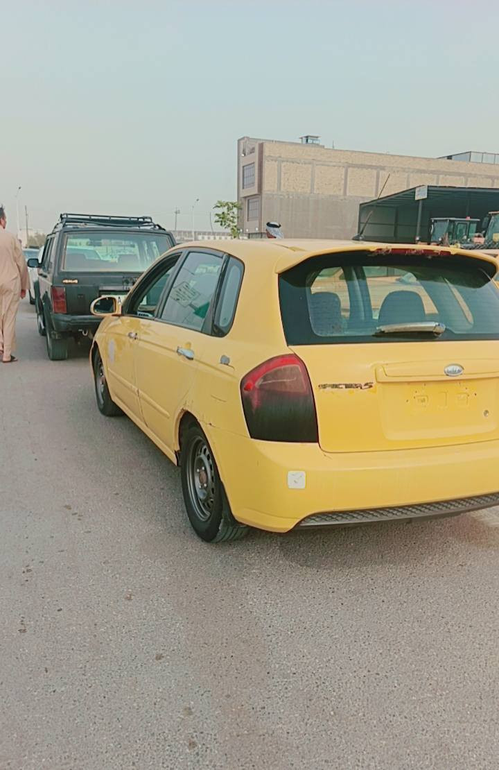 السلام عليكم اسبكتر للبيع  2008 محرك 2000 كير اوتو المحرك بيه بدايه تبخير رقم نكليزي بسمي باقي بس استلام الوحات حداديه 80 بل ميه تبريده ثلج عوزه بس غاز مكان السياره بل ناصريه المركز سعرها 62 وبيه مجال بصيط
***********
