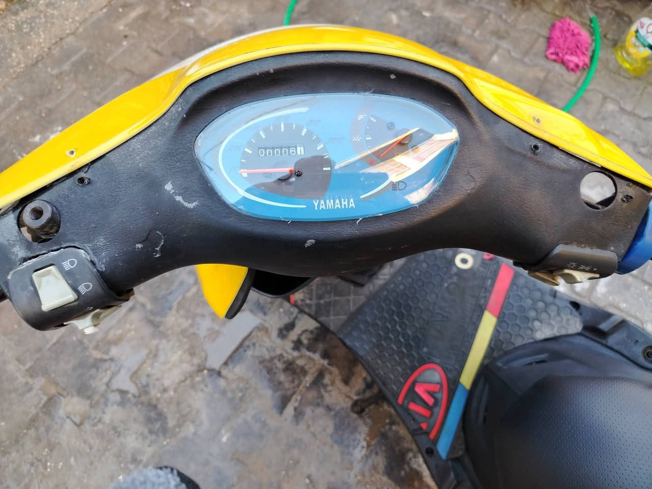 السلام عليكم ماكس قجمه رياضي للبيع دراجه كامله من كلشي كهربائيات سلف هندر كفرات ويل رياضي صالنصه رياضي كلجات عداد كيلو متر كله شغال دراجه جاهز والصور تحكم رايدها 450  وبيها مجال عنواني بغداد الكرخ ***********
