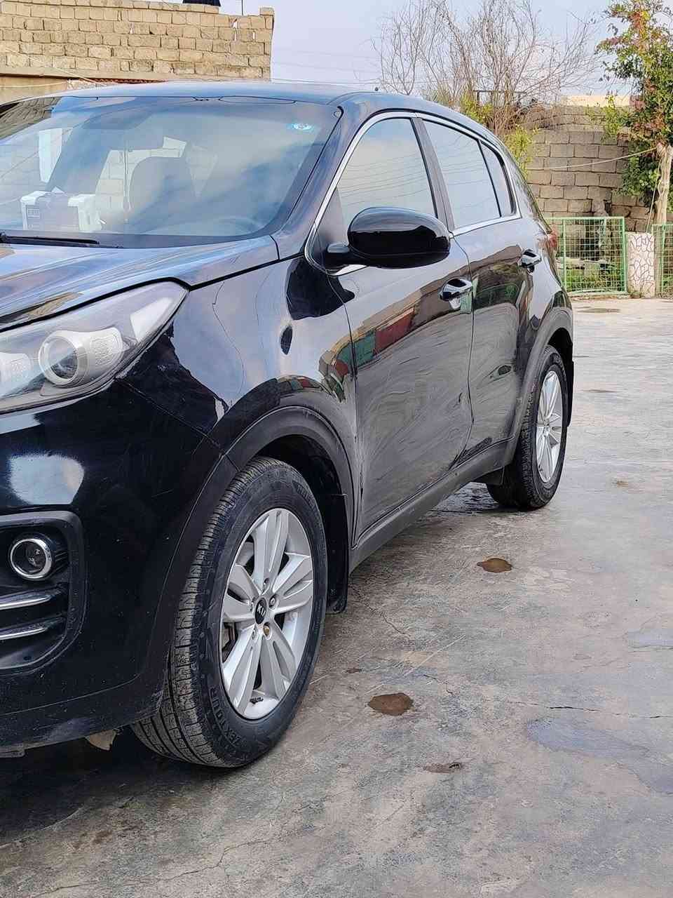 كيه سبورتج 2019
سنويه رقم دولي جديده
هزه جديده
الضرر مسافة 20 سنتم في باب النفر صبغ فقط
شرط محرك مامفتوح 2400
وارد أمريكي
مابيه اي ضرر بدون دواخل
تايرات طخم جديد
صدر جديد
السعر 155 وبي مجال
للأستفسار : ***********
