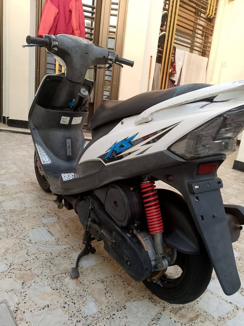 أخوان السلام عليكم دراجة ماكس عدلة لون ابيض دراجة وكالة بمعنى الكلمة دراجة مكفولة من تاير لتاير مكينة خير من الله دراجة ختم واحد كفر مبدل مكينة مفتوحة ترجع مكاني بغداد العبيدي الرئاسة رقمي *********** سعره مليون و100 جوا مليون لاتجيني ولاتتصل
