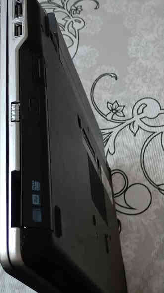 جهاز لابتوب نظيف جدا ديل كوري 5برو جديد هارد256 رام4كارت شاشه1كيكا كيبور عربي انكليزي ضوئي معاه لعبتين منصبه سعر 130 بي مجال مال جيت مكاني الموصل حي القاهره راسلني واتساب ***********
