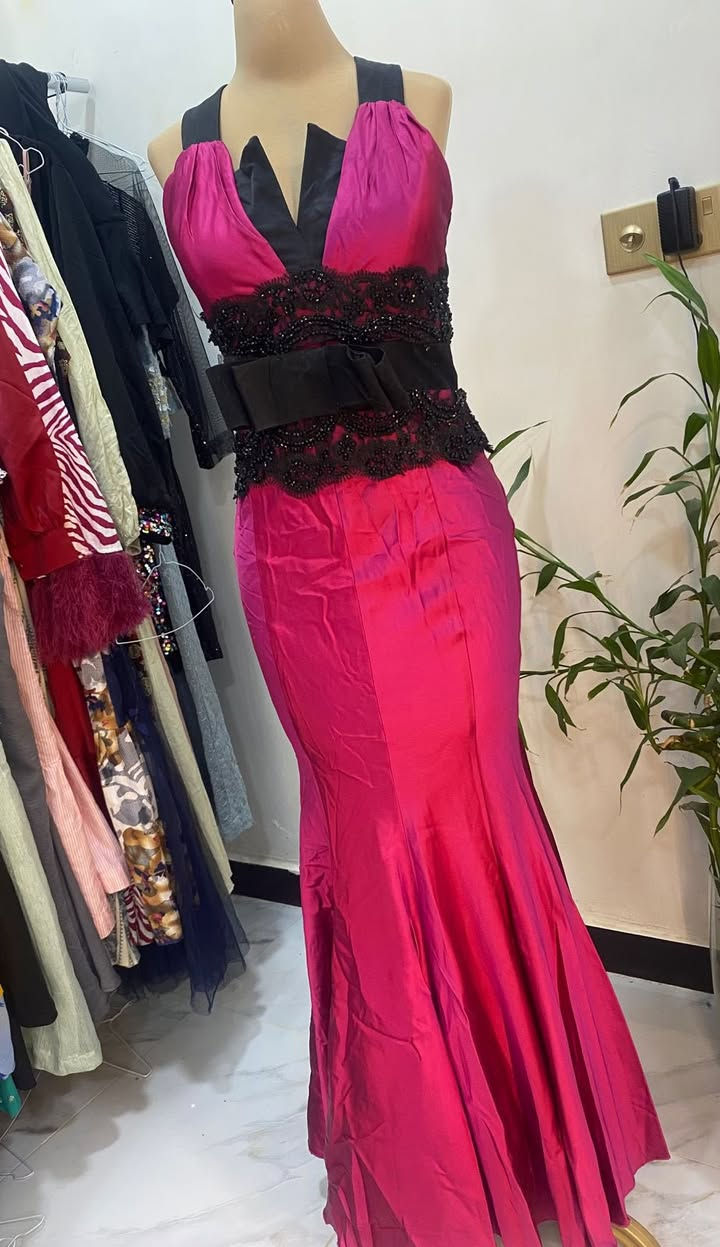 مساء الخير 
بنات عدنا ملابس متنوعه تناسب جميع الاذواق 
ننشر دائما على قناة الوتساب صور الموديل مع القياس و الاسعار 

https://whatsapp.com/channel/0029Vb6S85k3rZZgQMmyhb06


**إذا كنت صاحب هذا الإعلان وتريد حذفه لأي سبب، رجاءا أرسل رسالة إلى الدعم الفني**