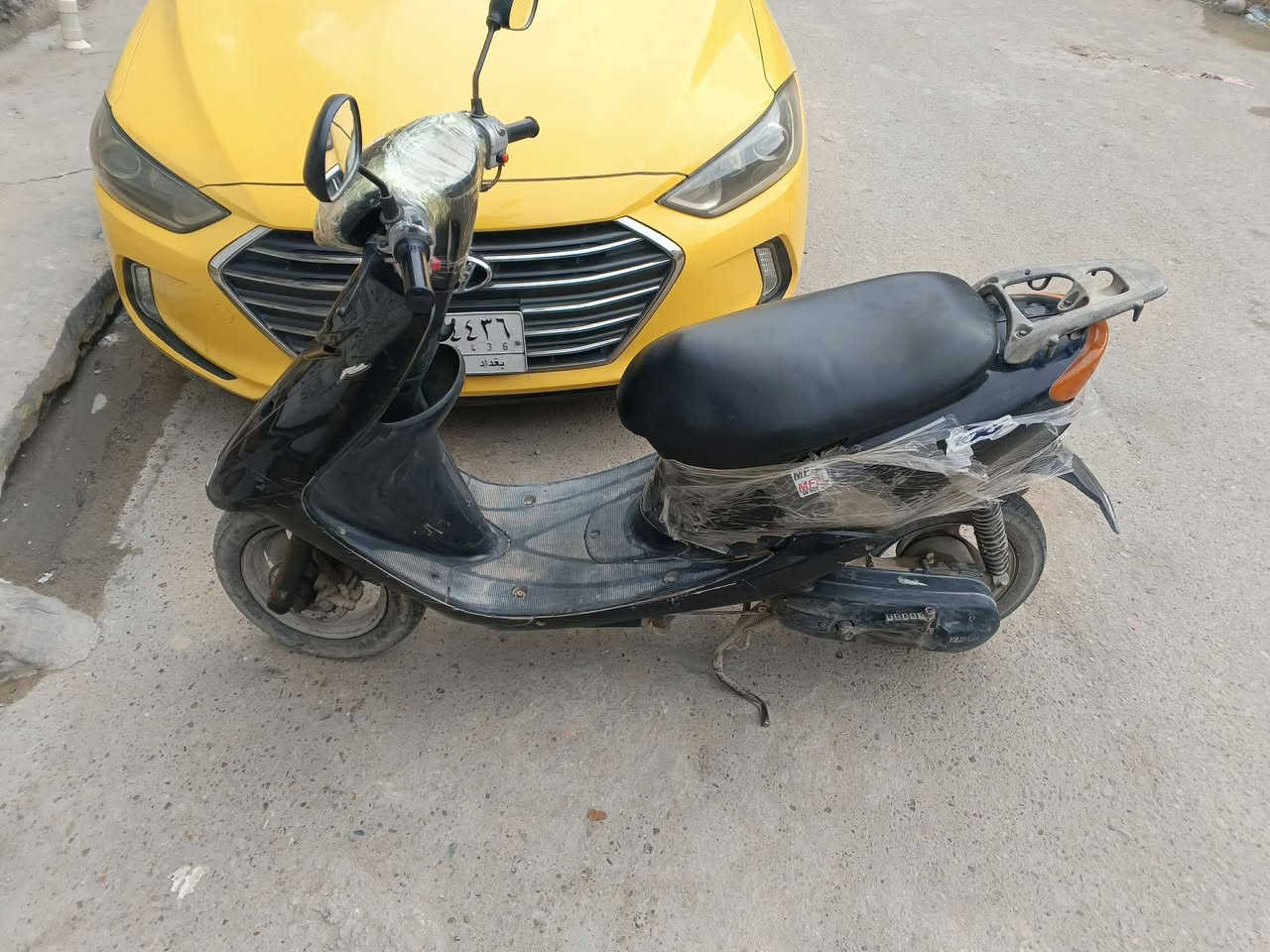 السلام عليكم
عصفوريه للبيع سرعه 60،كابريتر 
شغاله سلف هندر الايت قفل جنطه 
دراجه نظيفه سعر 250.وبيها مجال 
البلديات 
موبايل ***********
