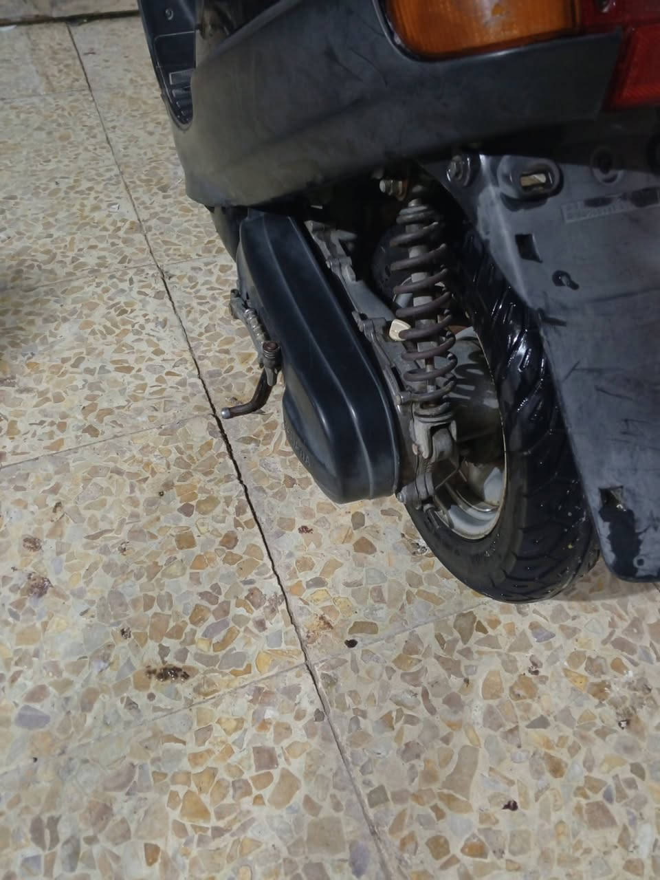 السلام عليكم دراجه بطه بلاديه دراجه نظيفه 2003 ما مفتوح على وضع البلاد دراجه معروضه ب 400 وبيها مجال واللي يريد هذا رقمه مكانها بكربلاء ***********
