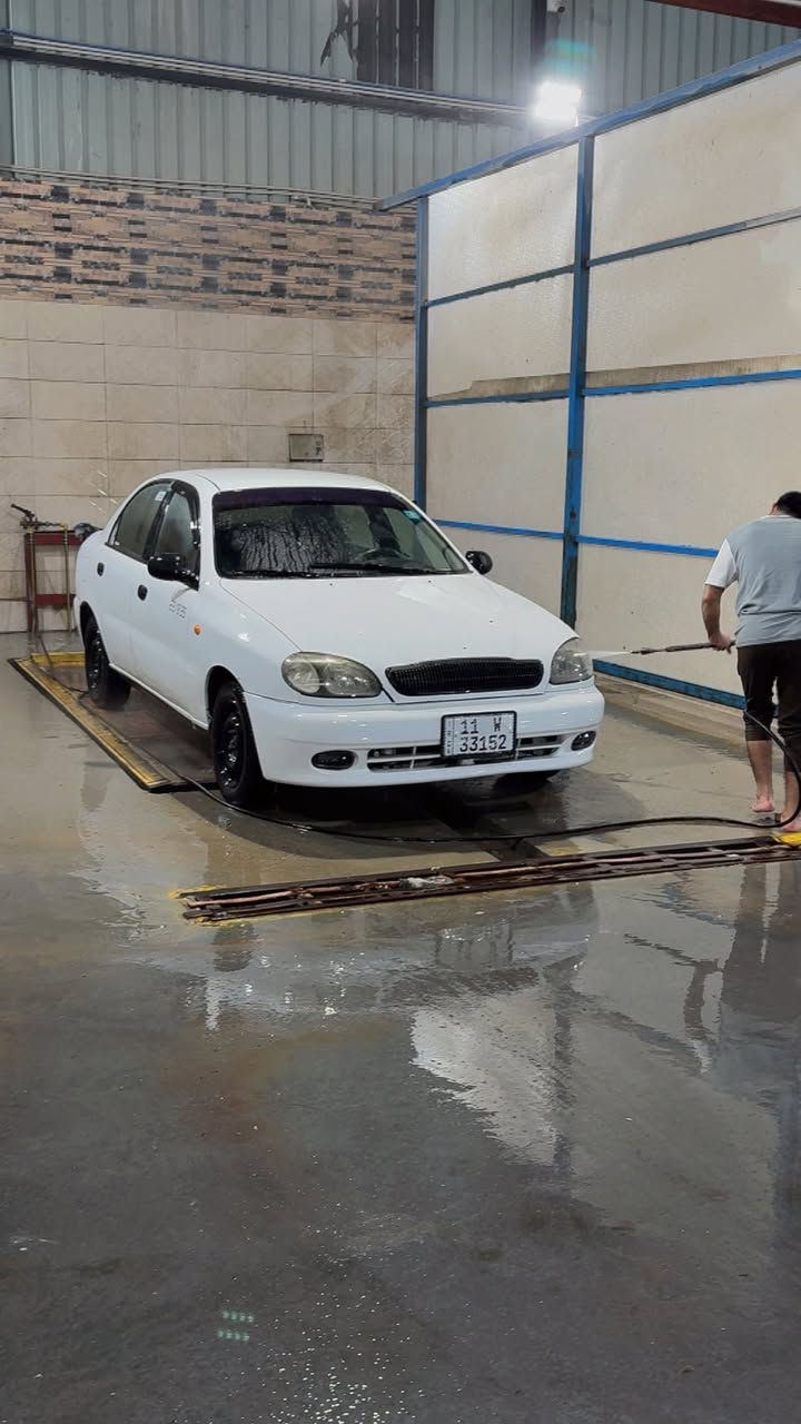 السلام عليكم 
دايو لانوس رقم بغداد  
للبيع او المراوس 
موديل 2000 
محرك مفتوح شرط
كير شرط 
تبريد شرط 
السياره بسمي وتحويل ثاني يوم
السياره حلوه واقتصادية 
وماا يعوزه اي شي
السياره مصبوغه جمالية فقط 
السعر 37 وبيها مجال 
مكانها تكريت 
***********
