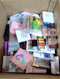 مكياج أوروبي • ٩٨ قطعة • صلاحية طويلة