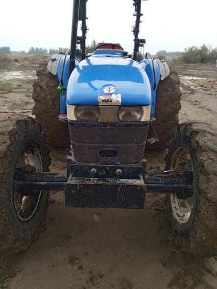 سلام عليكم كاروبه نيوهولند البيع حجم 75كاروبه مديل 2016 لا كير ولا جهاز على وضع شركه فقط بس لمحرك مفتوح كهربائي كله شغاله مكان الناصريه لمركز ستفسار تعال خاص ***********
