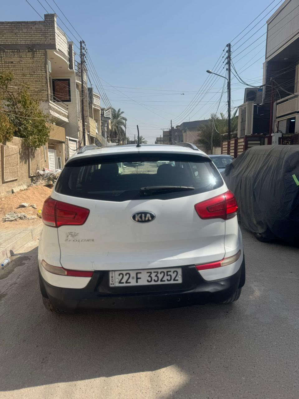 السلام عليكم
سبورتج موديل 2014 للبيع 
كير ومكينه وصدر وكهربائيات كلها بشرط 100‎%‎ 
تبريد تدفه شغالات 
تخم تاير غرفه جديده ع وضع الشركه كلها ✅ 
مكفوله كفاله عامه بس ع كد 3 اصابع بلصندوق بارد ومكحلي فقط 
فول مواصفات للاخير 1\1 
بصمه + بانوراما + بصمه ابواب + كشنات كهرباء …… 
رقم اربيل [ رقم وسنويه وهزه وفحص كله جديد ] 
تحويل ثاني يوم باسمي 
مكان السياره بغداد الغزاليه 
السعر 163 وبيها مجال بسيط 
رقم الهاتف ***********
