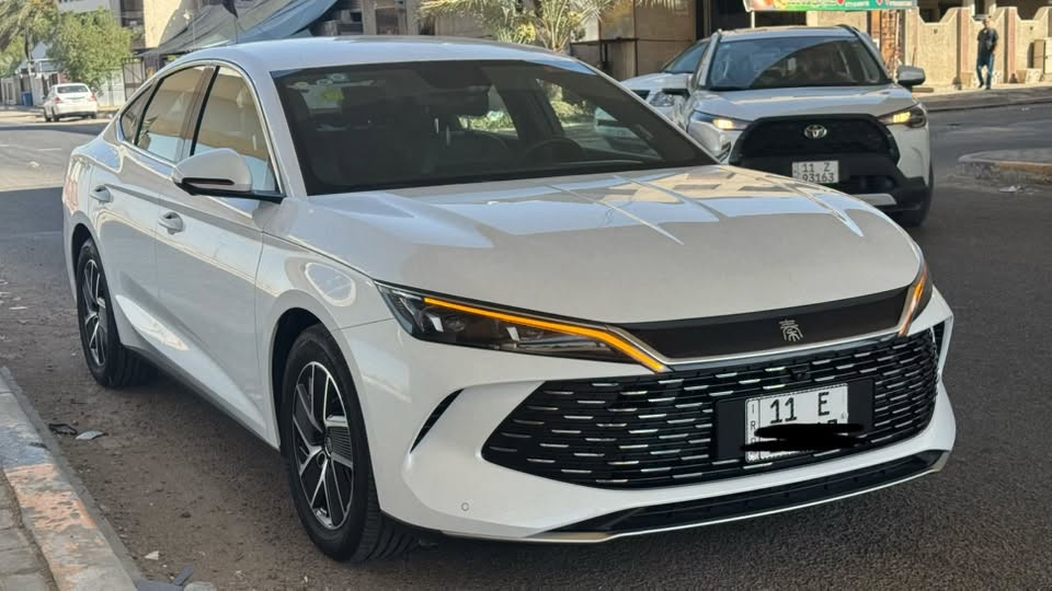 السلام عليكم. BYD Qin L
كن ال
موديل 2024
كفاله عامه 
رقم بغداد باسمي تحويل ثاني يوم
مواصفات  ٤ كامرات محيطيه شاشة قلاب كرسي كهرباء وباقي المواصفات المعروفة 
ماشية 5900 
مكان السياره بغداد  
السعر اتصل وتدلل ***********
