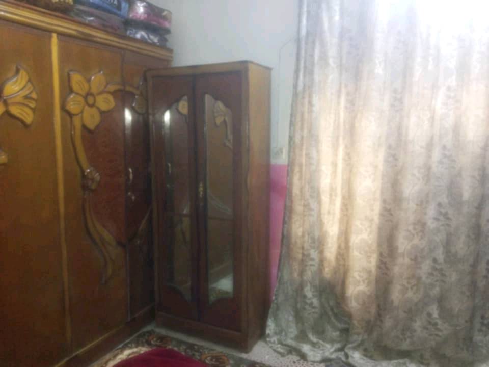 عندي غرفه النوم صاج عراقيه جديده تستعمل شهر 
400 الف مكاني الوركاء وهذا رقمي ***********