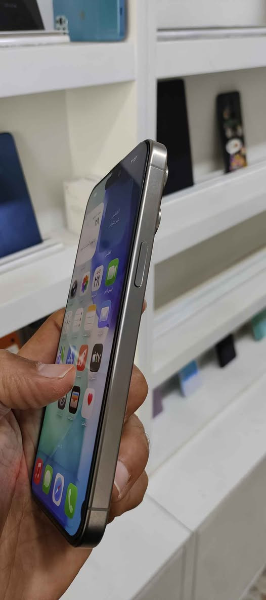 ایفون 15 پروماکس زاکیرە 256 پاتری 87 بێ کێشەو زەمانی هەمووشتی تەنها ئەو پەلە بجوکەی شاشەی هەیە کارتونی خۆی لەگەل دایە سعر 885 هزار *********** اكر, نينوى
