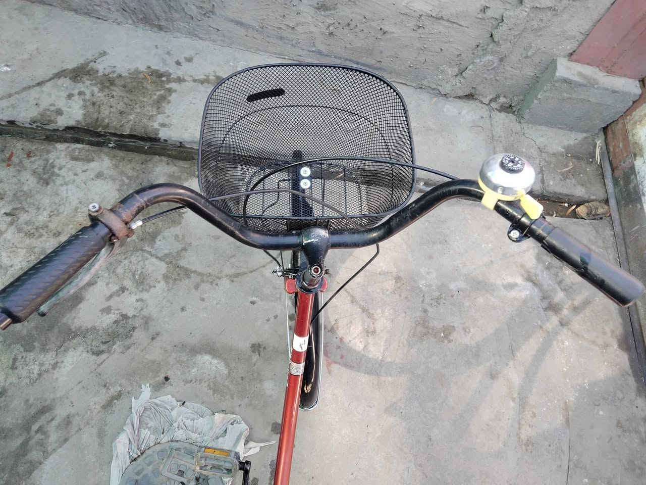 سلام عليكم بايسكل بناتي ياباني نضيف ما بي نقص💯
البريكات يشتغلن 🤩 مكاني بغداد حي العامل حجم 26 😎
السعر 80 أوبي مجال للطيبين 🌟 ***********
