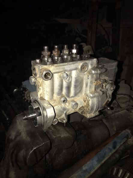 بم عنتر ٧١ موديل ٩٠
فول تجفيت نكرة سلف 
سعرها ٣ورقه بيهة مجال
عنوان اربيل
***********
***********
