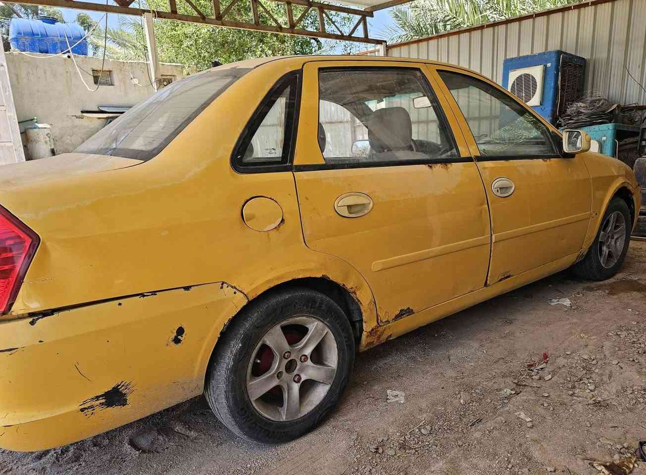 للبيع 
ليفان حجم 520 رقم قادسيه احمر 
مداور موديل ٢٠١٢ 
السعر ٢٥ وبيه مجال 
المكان الديوانية الحمزه الشرقي 
***********
