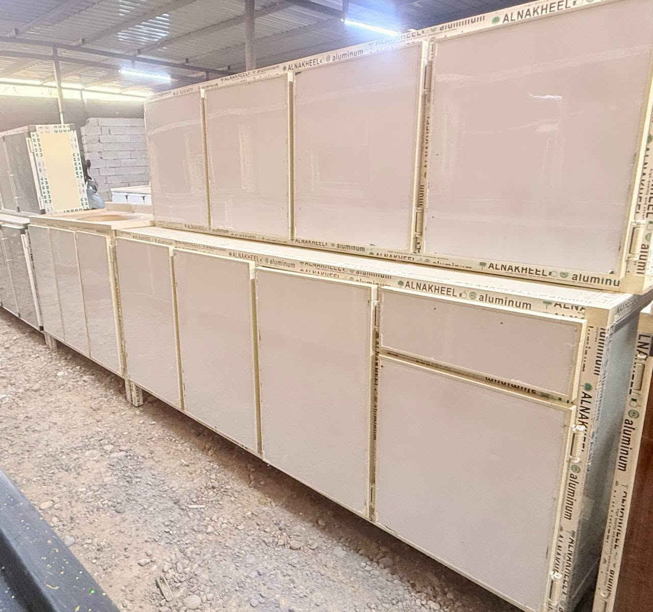 ✨ عرض مميز ✨

🔹 كاونتر مترين مع سنك متر و20 
🔹 حوض مرمر صناعي
🔹 ألمنيوم صيني
🔹 شغل مرتب وحلو جداً 👌

💰 السعر: 325 الف فقط

🚚 التوصيل:
✅ داخل بغداد: مجاناً
✅ الأطراف: 10 الف 
✅ المحافظات: 25 الف


**إذا كنت صاحب هذا الإعلان وتريد حذفه لأي سبب، رجاءا أرسل رسالة إلى الدعم الفني**