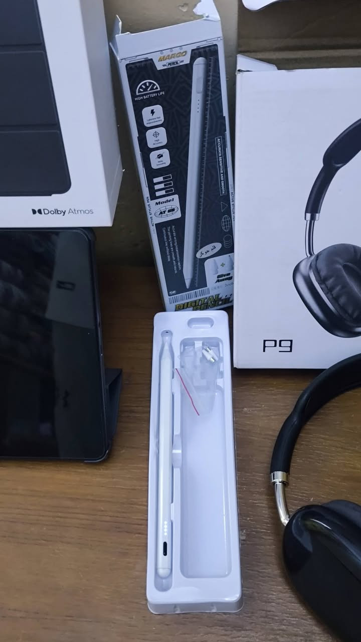 السلام عليكم تاب ردمي باد 2 رام 8 +16 و ذاكرة 256 السعر 215 المكان طوز خورماتو 
المعالج  Helio G100 Ultra 
بطارية 9000mAh شاحنه تايب c
حجم الشاشه 11 انج   بوبجي 60 فريم  مستعمل للدراسة قليل جهاز نظيف حيل 
مع كفر حمايه و درع شاشة (لزكة) اصلي ابو 25 بي ضمان 
وقلم جوكر 
وسماعة رأس p9
كلهن ب 240 وبي مجال التاب وحده ب 215 وبي مجال الشراي يراسل خاص او الاتصال على الرقم ***********
