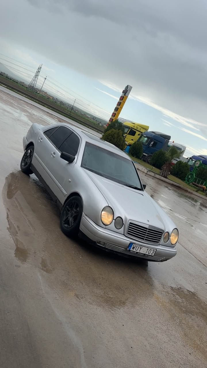 مرسدس عفريت للبيع و المراوسة حسب القناعة
منفيست اصلي شرط الغرامات
بدون ضرر سيارة عام بخ للجمالية
سيارة قبات مواصفات
سعر 47 ورقة و مجال
موبايل:*********** فايبر واتساب الشيخان, نينوى
