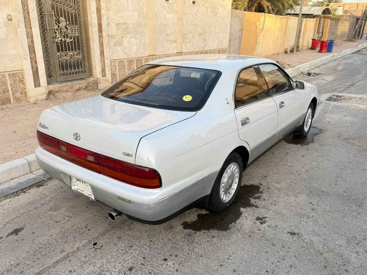 السلام عليكم من رخصت الادمن سيارة بطه متصل للبيع الون لؤلؤي الموديل 1992 سيارة مكفولة من الكص والنغل جثة والعيب الشرعي سيارة مكينه وكير جدد ثنين ونص رقم سيارة بصرة اليف مشروع وطني سيارا جديدة مال جناي جاهزا مجهزا حدادة جديدة تخم تايرات جدد كهربائيات كلها شغاله دواخل جدد مكان سيارة بصرة  السعر 49 وللاستفسار على الرقم *********** البصرة, العراق

