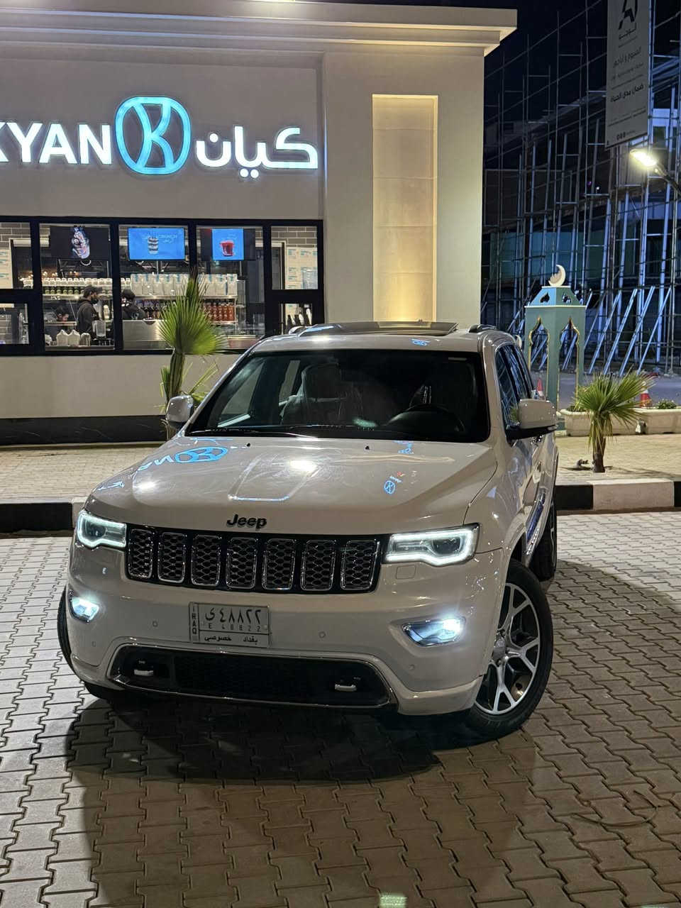 السلام عليكم
جيب اوفر لاند وكاله  ليث العبيدي خليجي موديل 2019  

      

ماشية 89 الف km وقابل للزيادة 

رقم بغداد تحويل مباشر 

المواصفات : 1/1 فول الفول 

* محرك 6 سلندر 3600

* السقف بانوراما طكتين

* المقاعد جلد تدفئة وتبريد 

* حساسات امامية

* حساسات خلفية

* كاميرا خلفيه 

* نقطة عمياء

* مقود السائق كهربائي

* دفع رباعي 4X4

* تشغيل عن بعد

* صندوق كهربائي

* تدفئة ستيرن

* دمام خلفي مع سستم صوت 

* المقاعد السائق ولراكب كهربائي

* ذاكرتين لحفظ وضعيات الجلوس

* سبير منازل + أرضيات سياره بعدهن بنايلون شركه ما مستخدم 

* سستم صوت 

* شاشة كبيره 8.4 انج

* نظام خاص للطرق الوعره

* المصابيح الأمامية  لد نهاري + اشاره ترحيب من الاقتراب من السيارة 

* بخاخ ماء لتنظيف المصابيح الاماميه زراك لايت 

* مري جانبيه كهرباء

* مرايا جانبيه قابله للطي عند الفتح والاغلاق 

* مرايا بخاصية التعتيم الذاتي

* نظام الملاحه Gps

* نظام خاص للطرق الوعره

* كشافات ضباب بروجكتر 

* محدد سرعة 

* ويل كاب قياس 20 انج التايرات جديده

* نظام بريك اوتاماتيكي ( Auto break system)

* نظام تشغيل واطفاء اوتماتيكي للمحرك ( Auto start system) 

* جكات لرفع وتنزيل السيارة

* واكو مواصفات كلش هواي

السياره شكد مااكول عنها نظيفه قليل وتشوف سيارة جداً نظيفه بحاله الوكاله

ملاحظة: مكفوله من الضربه والصبغ والتبديل بدون اي حادث وضرر فقط بيها باردً السياره  

السعر285$

مكان سياره: النجف الأشرف 

 ***********

***********
