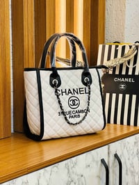 بيع كافه انواع الجنط النسائيه ومفرد متوفره توصيل رقم الهاتف 0772963321...