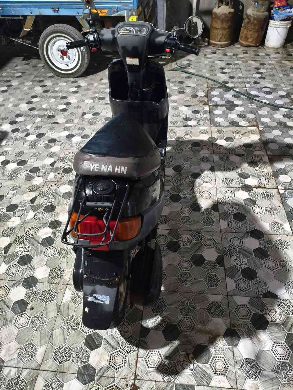 سلام عليكم شباب دراجه بطه البيع دراجه بلاديه بس الكفر امبدل بسب حادث الدراجه كله شغال اشاير يمنه يسره كلوب كداد شغال عالي ناصي كلوب وره شغال قفل جنطه قفل استيرن مكينه مامفتوحه بس قبق الهندر بدلت قايش بيه بس وعوزه ويرمال كيلو متر كله ابلادي صالنصه ابلادي نكهر سلف ابي وكت وشرط شلع ومعدل وفل دراجه خيره من الله ملا حضه بيه صوت مال اكسل بسو هومواكلسن بل بوربوين الي بل قبق الهندر يرادله تبديل سعر الدراجه 400وبيه مجال حك الجيه مكاني حيره اليريده يجي خاص او يتصل ***********ابخدمت الشرايه
