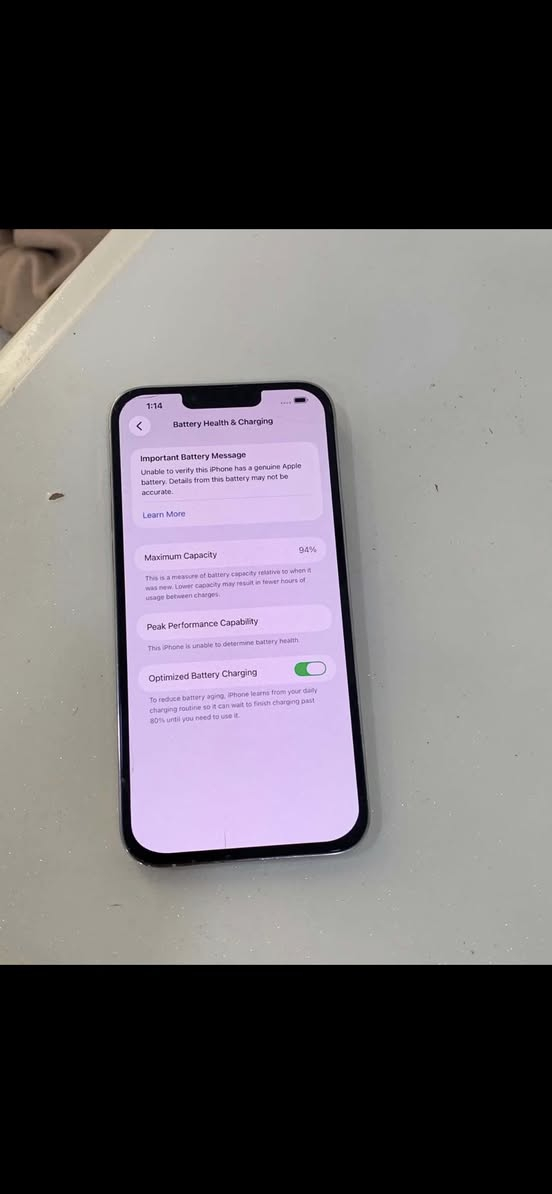 ايفون 13 برو ماكس لون ابيض✅الجهاز نضافته 100/100✅ بطاريه 94✅الجهاز مال بيت حيل نضيفه✅ سعره 385 الجهاز مستبدل شاشه اصليه✅ شرط✅ وا بطاريه✅ الجهاز بس بي فطر مثل شخط هاي مصوره ما يبين ابد✅ مكاني كركوك ***********
