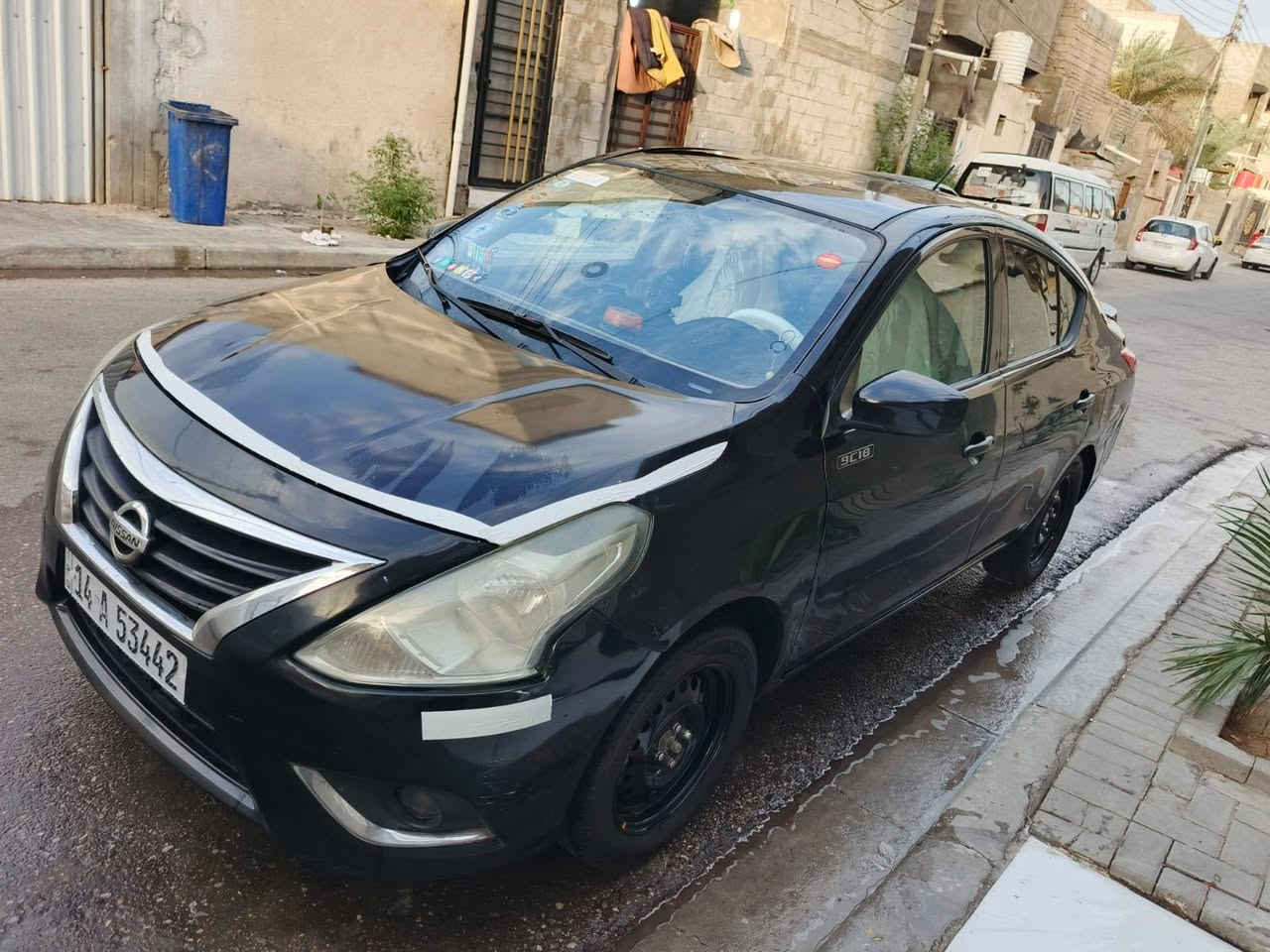 السلام عليكم احبتي الكرام نيسان فيرسا سياره حلوا من حداده وكير ومكينه وتايرات لايت زنون عالي ناصي سياره وارد امريكي تحكم ستيرن سياره بيه بابين صبغ ولبجم مبدل المكان بصره زبير.     ***********.       ؟ سعر 68 وبيه مجال
