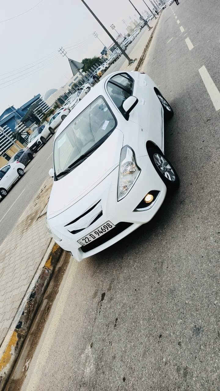 السلام عليكم نسان صني هندي مديل 24 سياره جديده وجاهزه ماعيزها شي ويل كب تبريد خلفي بسم شركه تريد وكاله تريد تحويل بيها جاملغ خلفي صبغ اثر دحجه ستوته بدون اي داخل بيها رصعتين بل باب السعر 125وبيها مجال مكاني نجف ***********
