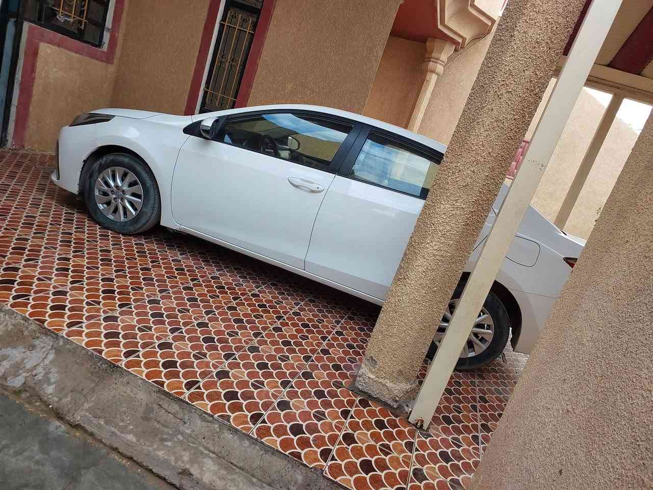 كورلا موديل ٢٠١٨ خليجي اربيل باسمي  مكفوله عدا بارد باب سكن
لون ابيض ثلجي تحكمات قفل سرعه اشاره بالمرايا محرك وكير مكفولات من كل شي 
 شرط التحويل داخل لونين محرك ٢٠٠٠ 
اتصل وادلل
***********
***********
