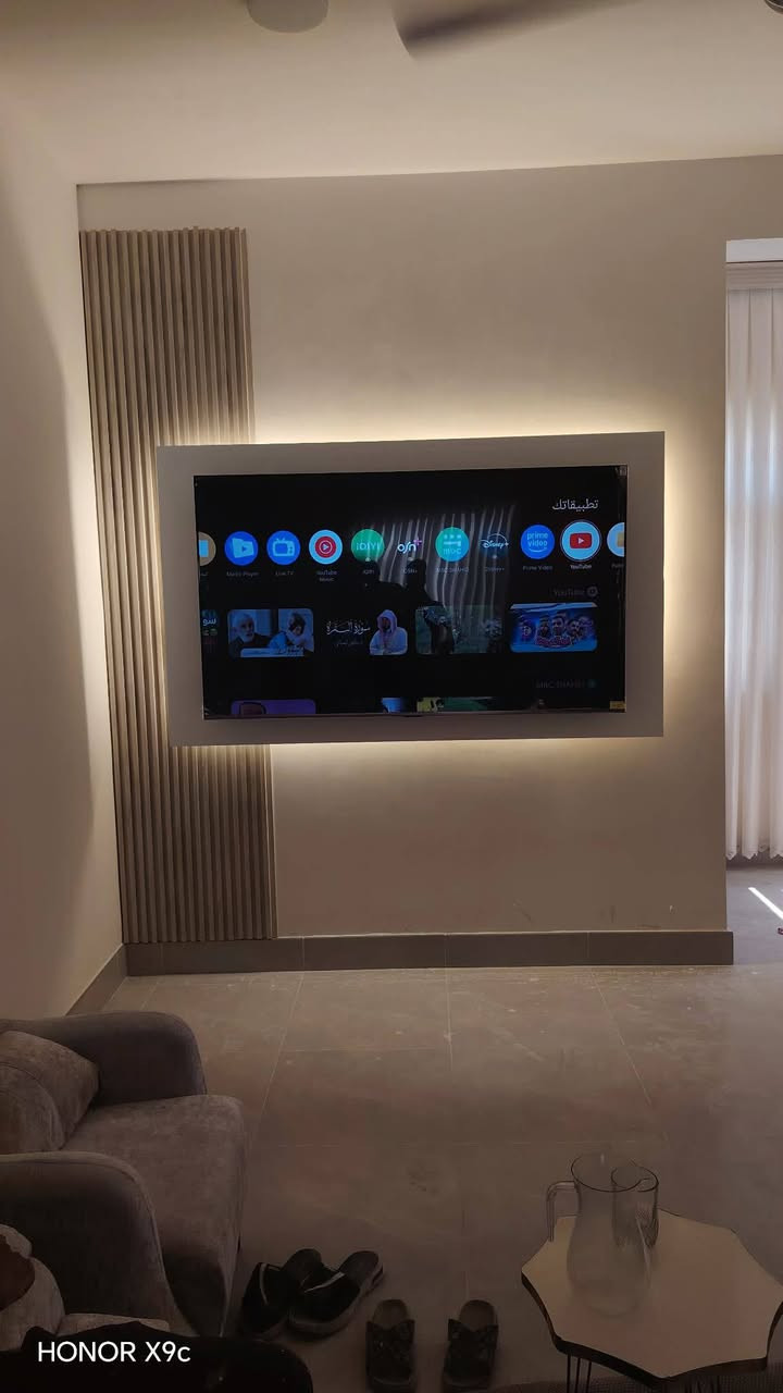 فريق ديكور متخصص في تنفيذ وتصميم أعمال الديكور الداخلي باحترافية عالية، نهتم بأدق التفاصيل لنقدم لمسات عصرية وجودة مميزة تلبي مختلف الأذواق.
للتواصل: ***********
@الجميع
