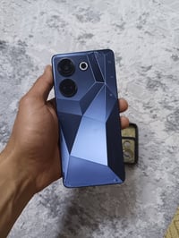 تكنو كامون 20 برو • ٢٥٦ • نضيف