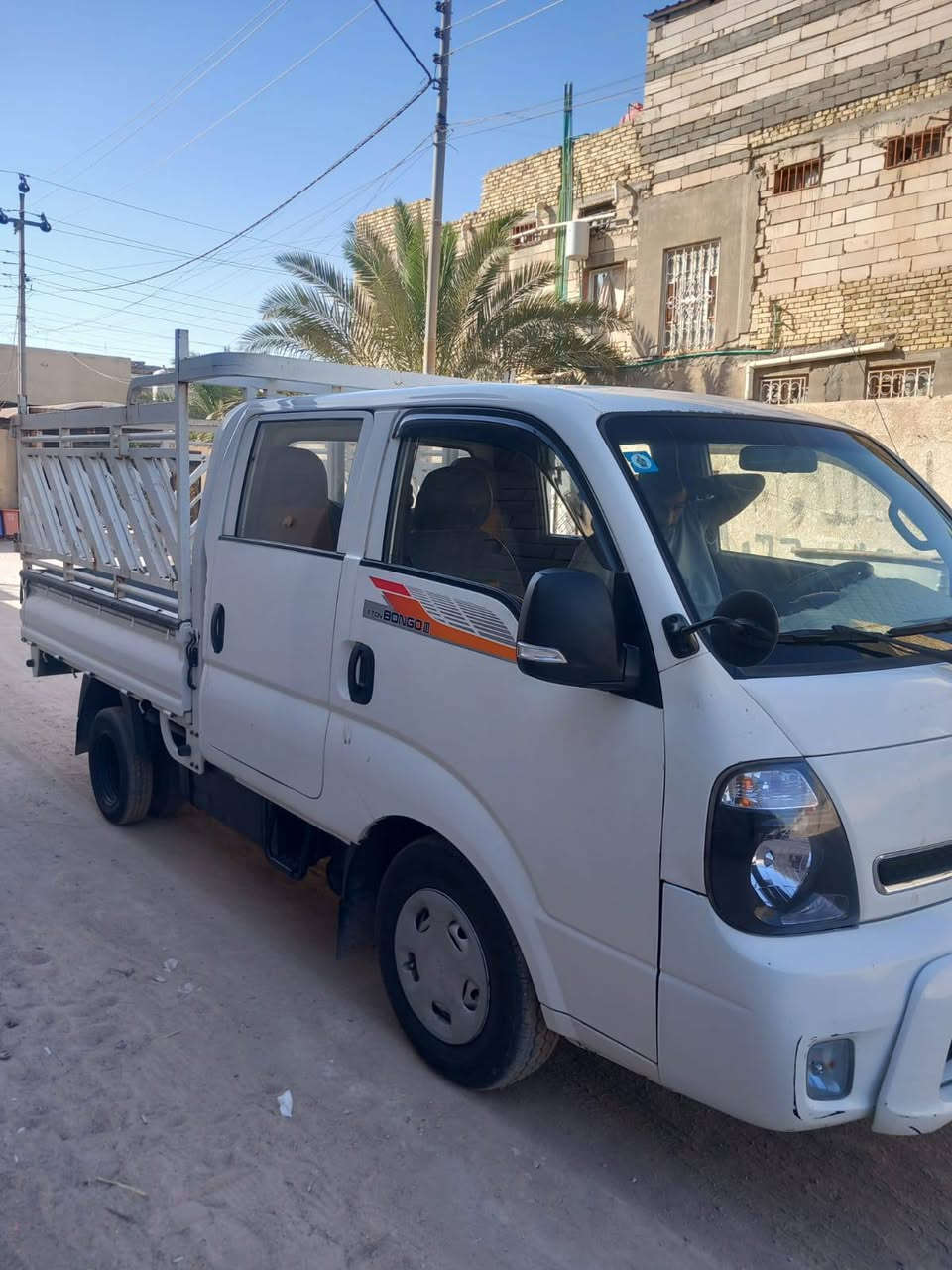 سلام عليكم كيا بنكو دبل قماره مديل 2019 🚛 دبلو جاف مكينه وگير كفاله تبريد تايرات حداد جاهزه للخير اخوان السياره ماشيه 100 الف مبدل محرك جديد توه مبدله البلاد مالتهه بجيس 5 دكم سياره حيل نضيفه مالت بيت جانينهه زيرو بسمي تحويل ثاني يوم 
 السعر.  170 وبيهه مجال لشراي.   
***********
مكاني البصره قضاء المدينه
