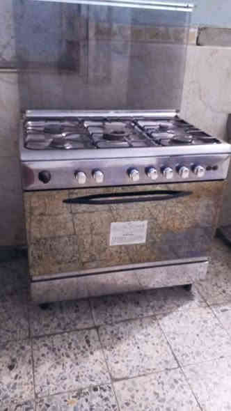 .
طباخ شغال 
 فرنه فوك جوهة مابي أي ضرر
سعر 110
مكان مدينه الصدر 
تواصل واتساب 
***********
