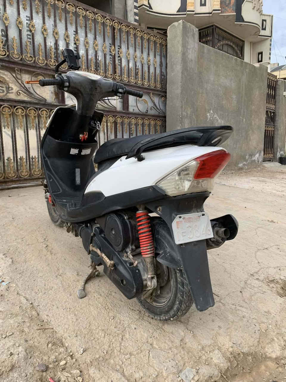 السلام عليكم ماكس عدله بوشه 55 الدراجه اي نقص ما بيه الكهربائيات كله شغاله صالنصه  FM رياضي السعر  425   للاستفسار الاتصال على  ***********
